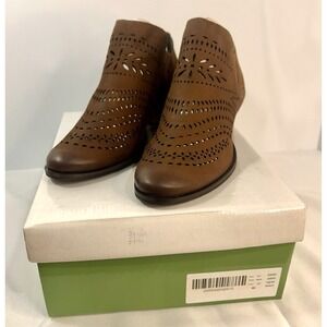 Coldwater Creek  by Walk With Me  brown Comfortable Bootie With 1inch heel NWB